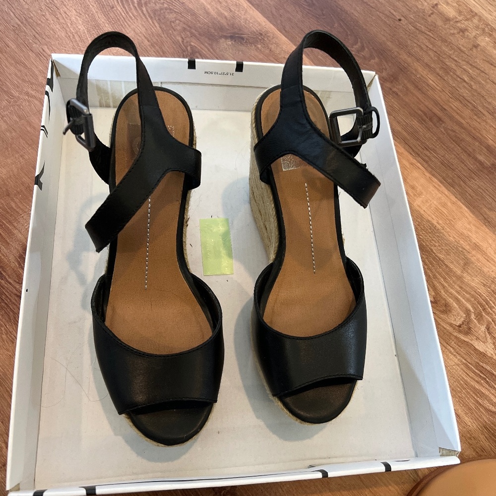dolce vita Nadina black leather wedge
